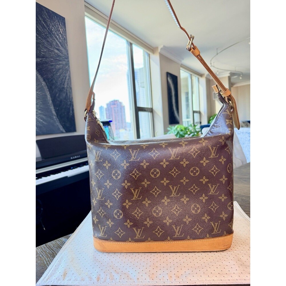 Louis Vuitton AmFar 3 Vanity Star Shoulder Bag Monogram Pattern